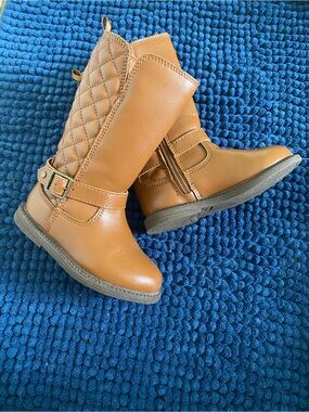 Joe Fresh Brown Quilted Mid-Calf Toddler Boots with Buckle and Zipper - Size 6